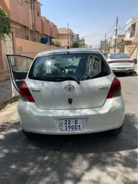 ياريس ٢٠١١ • فرش قماشي • أربيل