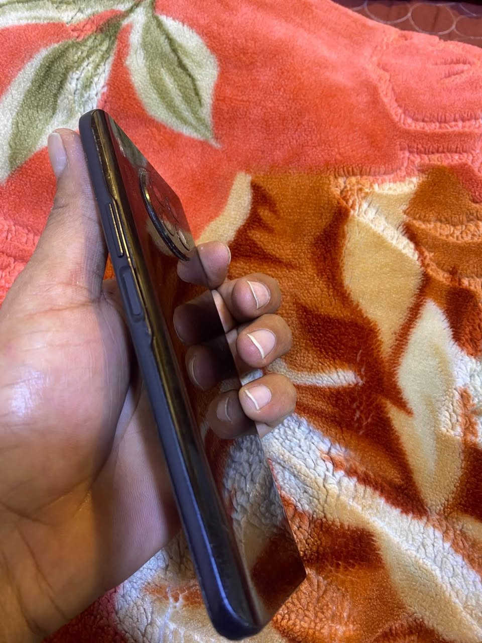 هونر50لايت جهاز كله بلاد ما عدا شاشه مبدل وكلشي شغال بي السعر 120وبي مجال قليل  *********** 
البصره

نص مكتوب في الصور:
- السوق المفتوح OpenSooq إبحث في السوق المفتوح... حال السفر أخو البلاش ويا رحال! أدفع بالاقساط وحصل خصومات! داخل سورى الأقسام المتاجر سيارات ومركبات دراجات نارية عقارات للبيع الرئيسية دردشاتي أضف إعلان إعلاناتي حسابي