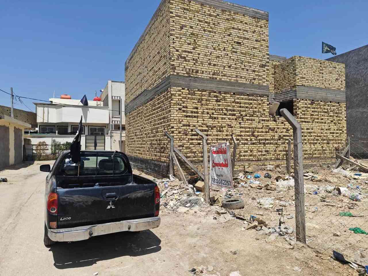 سعر مناسب
قطعة 100 متر مربع 10*10 للبيع 
خلف مول نون بالتقسيم الجديد
 تبليط ومجاري وكهرباء وماء ومسيجة بي ار سي
منطقة هادئة والجوارين ناس مرتبين 
ويوجد فديو توضيحي لمكان القطعة
للاستفسار الاتصال على ***********
علملً اني صاحب القطعة
