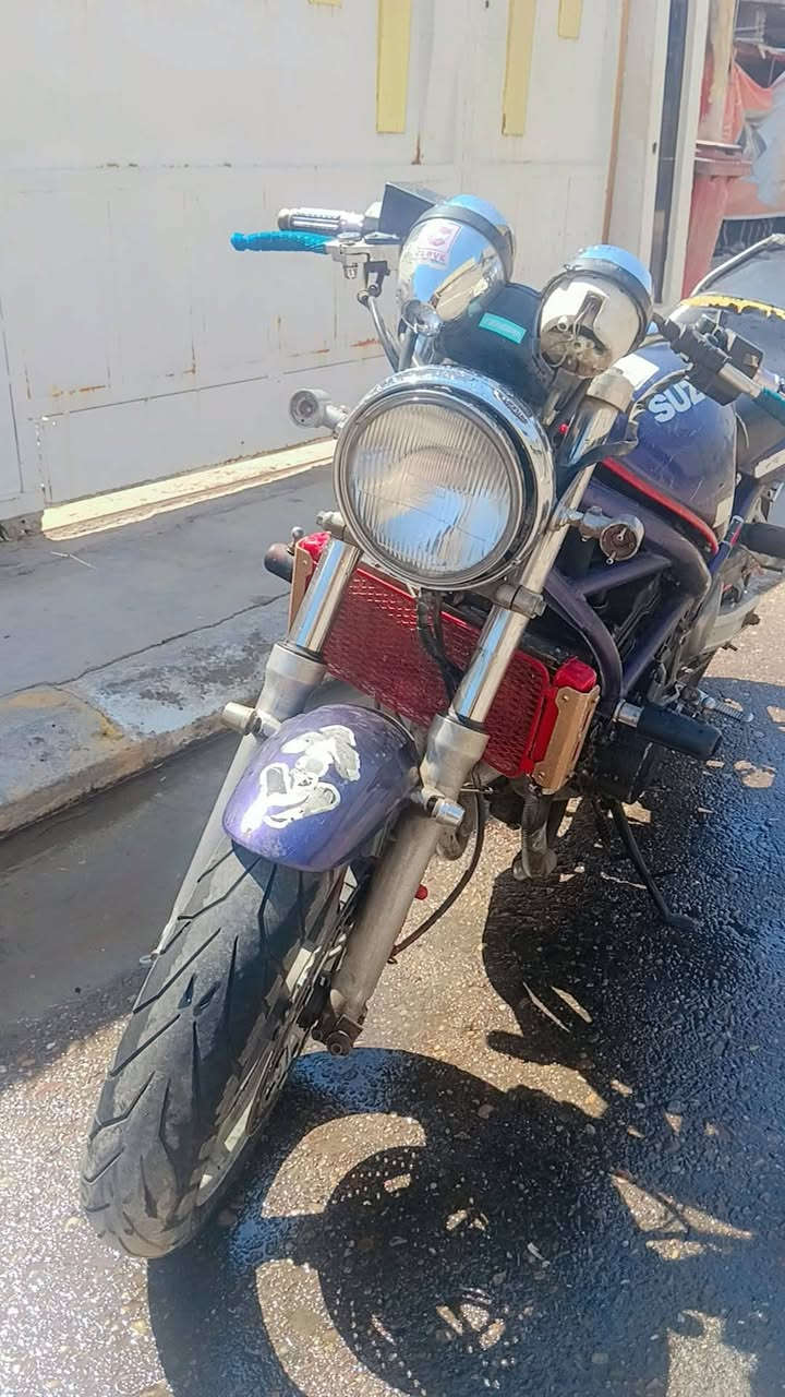 يالله سلام عليكم سازوكي بانده ربع 250cc دراجه شرط مكمركه اوراق كامله ضفيرتها شغاله من طول لطول تخم تاير بريكات بل مكان كير مكينه خير من الله لانضوح ولاتبخير فقط من اريد اشغل شخاطه طكطك وديتها كالو يحتاجلها سلف بدل وشغل ودراجه شوفت عينك نضافه فول  نقصها قفط سلف تجي تحمل وتروح مكاني الانبار الكرمة  سعر 600 وبيها مجال للشراي لحد يكسر بسعرها وترهم مراوس شعندك نزل 

هاتف واتساب /***********
