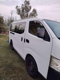 نيسان زعره • ٢٠١٣ • اليوسفيه