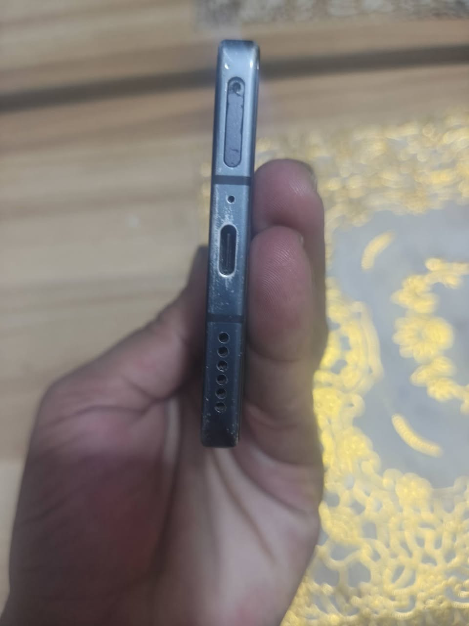 نوت ٥٠ برو مداخل صيانه 
سعر ٢٢٥ مكان بغداد الامين الثانيه
نضافه ٨٠ بي مجال حك الجيه 
***********
