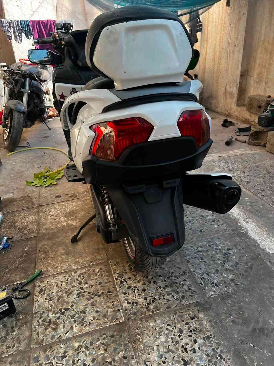 سكاي ويف 650 للبيع حديث فول مواصفات مري شفط جامة كهربائية تدفئه كشن ويدات نقصها ترايش السعر 14 ورقة مكاني حي العامل رقمي *********** ما متواجد عالنت
