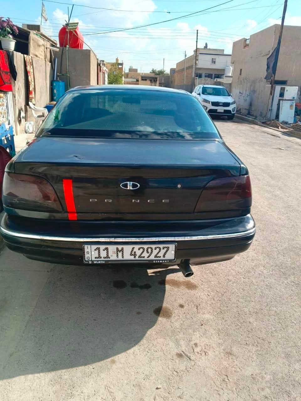 السلام عليكم سياره البيع فراشه موديل 1996 سياره حلوه جديده بس بيه ضعف بالنمره الاخيره والبك حداديه جديده 
تخم تاير تبريد بس نقص غاز تحويل مباشر راعيه يريد تحويل 
العنوان بغداد الحسينية *********** السعر 32 وبيه مجال
