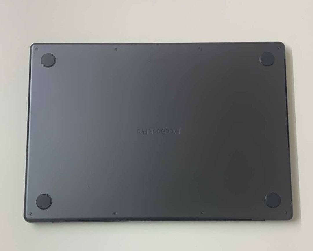 💻 Macbook pro🔴 M3 Max 16 inch🔴 
◼️ 1 Tb hard
◼️ 36 Gb Ram
⚫ Cycle count 27
👌 Battery100 %
30C GPU
14C CPU
Space Black color
We deliver to all iraq
For more informations call *********** or by messenger
