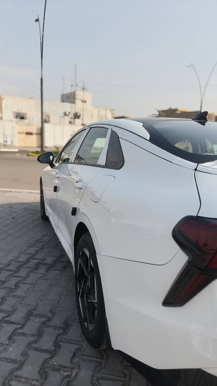 كيا K5 • ٢٠٢٤ • رقم بغداد