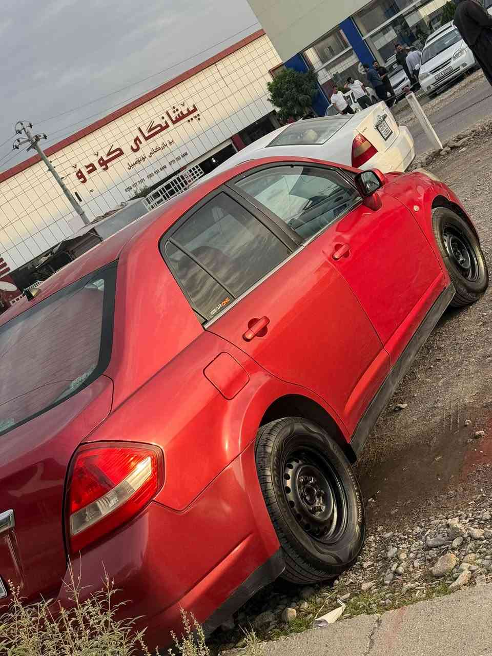 نيسان تيدا • ٢٠٠٩ • جير توماتيك