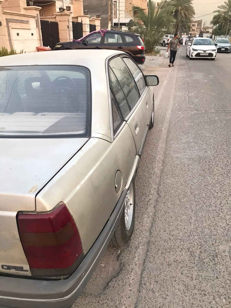 اوبل اوميكا للبيع فقط موديل 1988 رقم بغداد بأسمي مكاني بغداد العامريه سعر مطلوب 21 ورقه سياره بيها ملاحظات للاستفسار التواصل على هذا الرقم ***********
