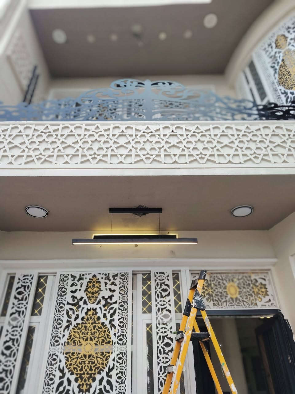 مهندس علي • كهرباء تأسيس وصيانة • كاميرات وبوردات ATS