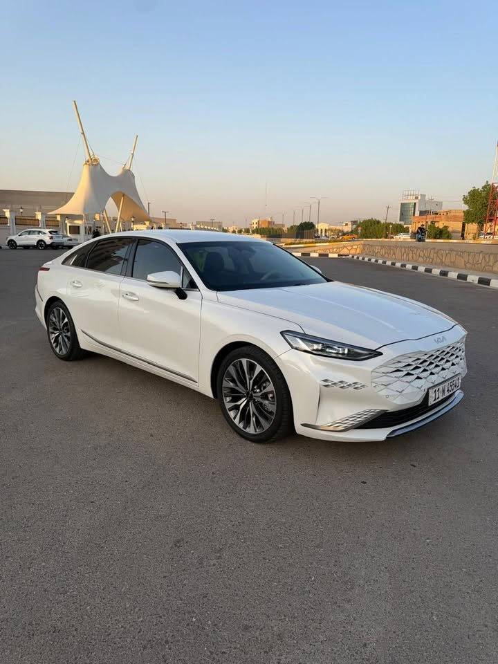 2022 ماشية 78 مكفوله ***********
مكينه 2500بانزين فقط
