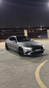 للبيع GENESIS/G70 /2023 PRESTAGE 2.0T الممشى : 32000 المواصفات:   . با...