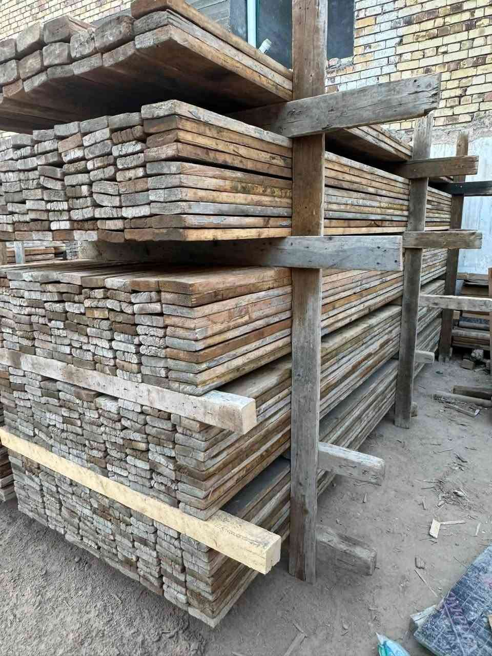 قالب خشب روسي انج تارس 25 نظيف جدآ   العدد 13 مكعب 

للبيع

العنوان الحله شارع 80 قرب مطعم ثابت 

الهاتف *********** - ***********
