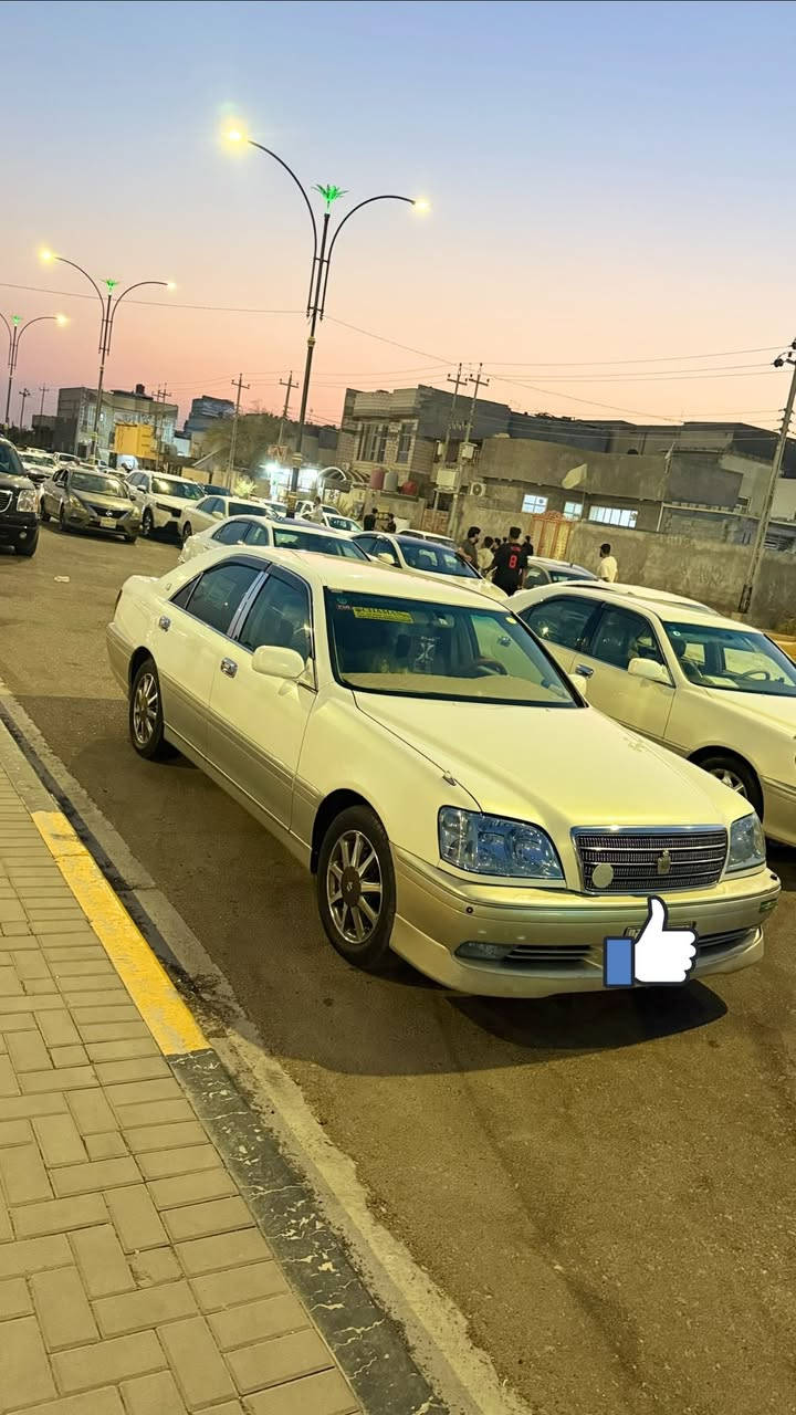 TOYOTA CROWN ROYAL SALONY:
للبيع تيوتا كراون 2003.
الون محجل.
رقم بصرة تسجيل الجديد شرط المداور ثاني يوم السنويه
نافذه لغاية 2027.
مكفوله كفاله عامه من الكص والضربه ونقل الجثه.
المواصفات..
اصل كرستال.
كرسي كهرباء.
مري كهرباء+هيتر .
برده خلفيه كهرباء اصليه.
ويل نجمه نفطي.
تخم تاير جديد.
لايت زنون كرستال.
بك لايتات كرستال.
شاشه كرستال ترحيب.
تبريد ثلج *
اربع جامات اوتو تصعيد وتنزيل.
غراض مال جنطه كامله.
السياره ماعايزه برغي.
والسياره بالواقع اجمل من الصوره.
المكان البصرة.
للاستفسار ***********
