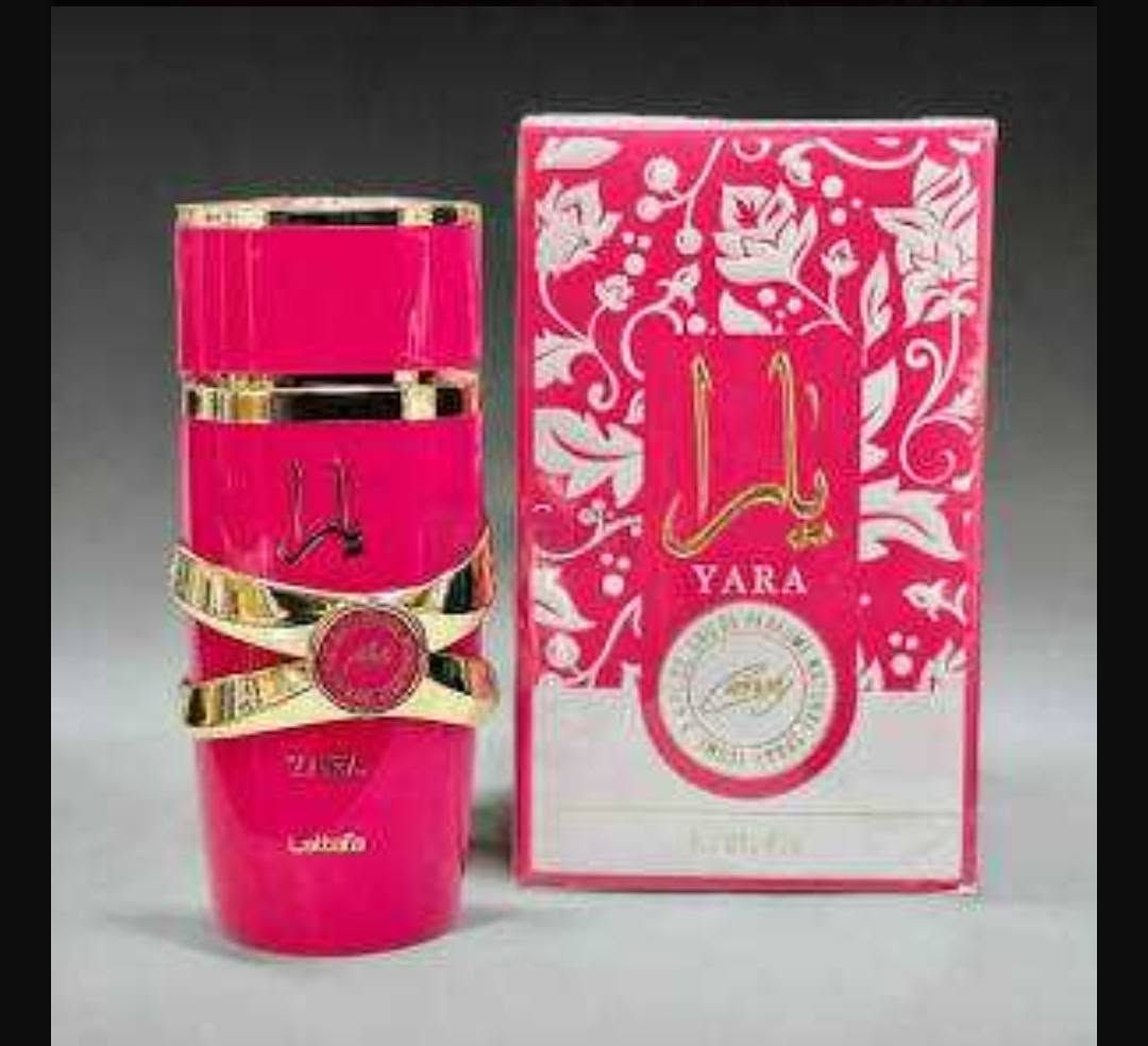 منتجات العطور
متوفر حالياً: 10
🌸 عطر يارا (YARA) من لطافة الأصلية 🌸
✨ المجموعات المتوفرة:
1️⃣ عطر يارا الوردي الكلاسيكي (Yara Pink) 🩷
🪵 النوع: عطر أنثوي ناعم ومميز.
🍦 النوتات: مزيج ساحر من الفانيليا، البودر، والمسك مع لمسات من الفواكه الاستوائية والزهور.
🧁 الإحساس: عطر هادئ، سويت، ويعطي إحساساً بالنظافة والانتعاش يدوم طويلاً.
2️⃣ عطر يارا كاندي الجديد (Yara Candy) 🦩
🪵 النوع: إصدار حيوي ومثير لعشاق الروائح السكرية.
🍬 النوتات: توليفة مركزة من الفواكه الحمراء، الحلوى، والكراميل الدافئ.
🍭 الإحساس: عطر فواح، مليء بالطاقة والجاذبية، ومثالي للمناسبات التي تحبين أن تبرزي فيها.
💎 لماذا تختارين عطر يارا؟
💯 أصلي 100%: العطور تأتي مع الختم الفضي والفسفوري لضمان الجودة.
⏳ ثبات وفوحان: يتميز بتركيز عالي وثباتية ممتازة تدوم على الملابس.
🎁 حجم مثالي: 100 مل بتصميم زجاجة أنيق وفخم جداً ليزين تسريحتك.
🛒 الكمية محدودة جداً! احجزي عطركِ الآن قبل نفاد الكمية عبر إرسال رسالة خاصة للفرع

((سعر 31 والتوصيل مجاني احجز الان))
***********
