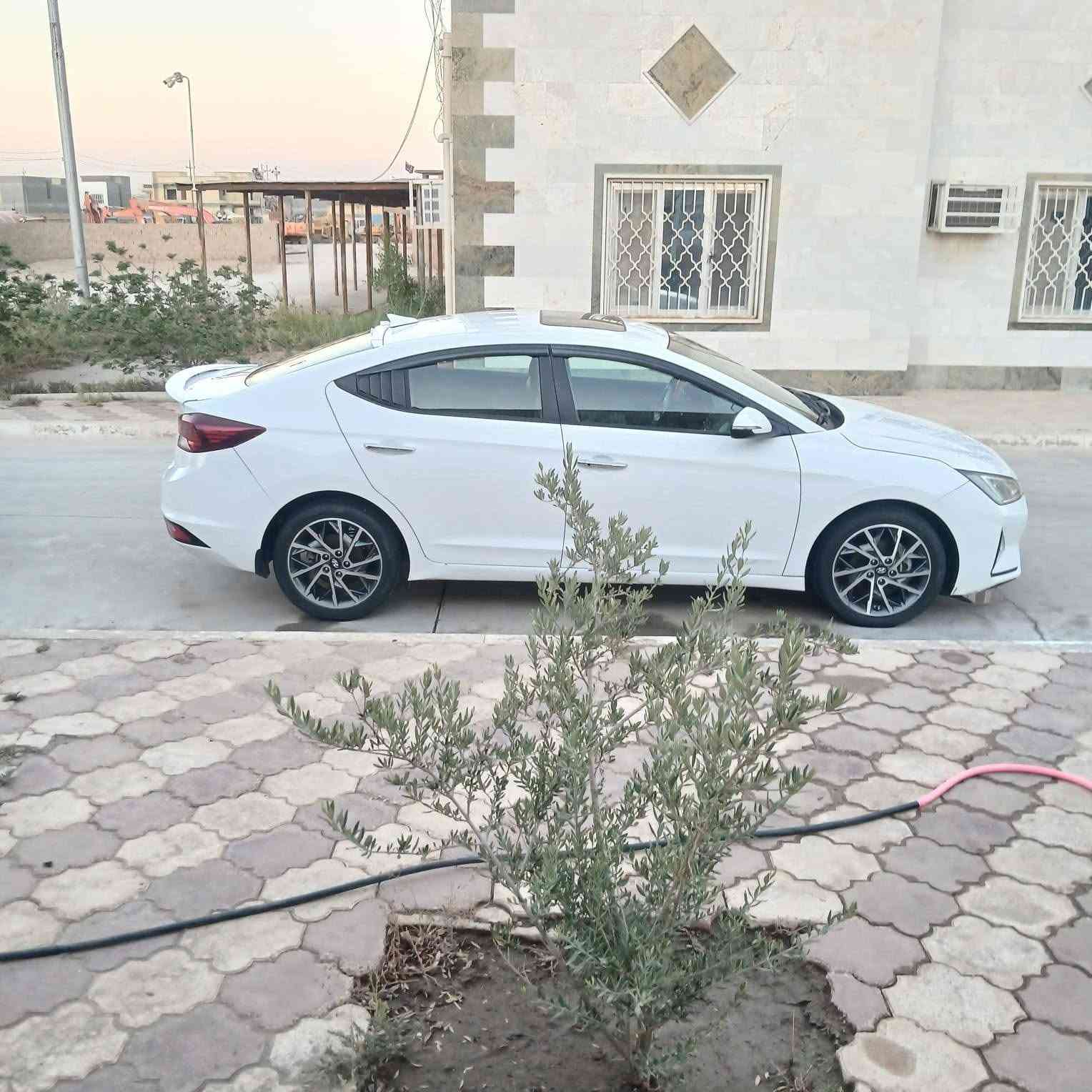 النترا 2020
خليجي محرك دوش 2000

فول مواصفات

فتحة

بصمة تشغيل+بصمة ابواب+ بصمة صندوق وصندوق ذكي

ثلاث انظمة قيادة (نورمال+ ايكو + سبورت)

حساسات امامي وخلفي وجانبي ، كاميرا امامية وخلفية، ترحيب بالابواب والمري،  مري شفط، كشنات جلد+ داخل صاج، تبريد قطعتين امامي وخلفي.. ‏‪‏‪***********‬‏ مكفوله مكاني بابل سياره موجوده بمعارض ليم جامعه

