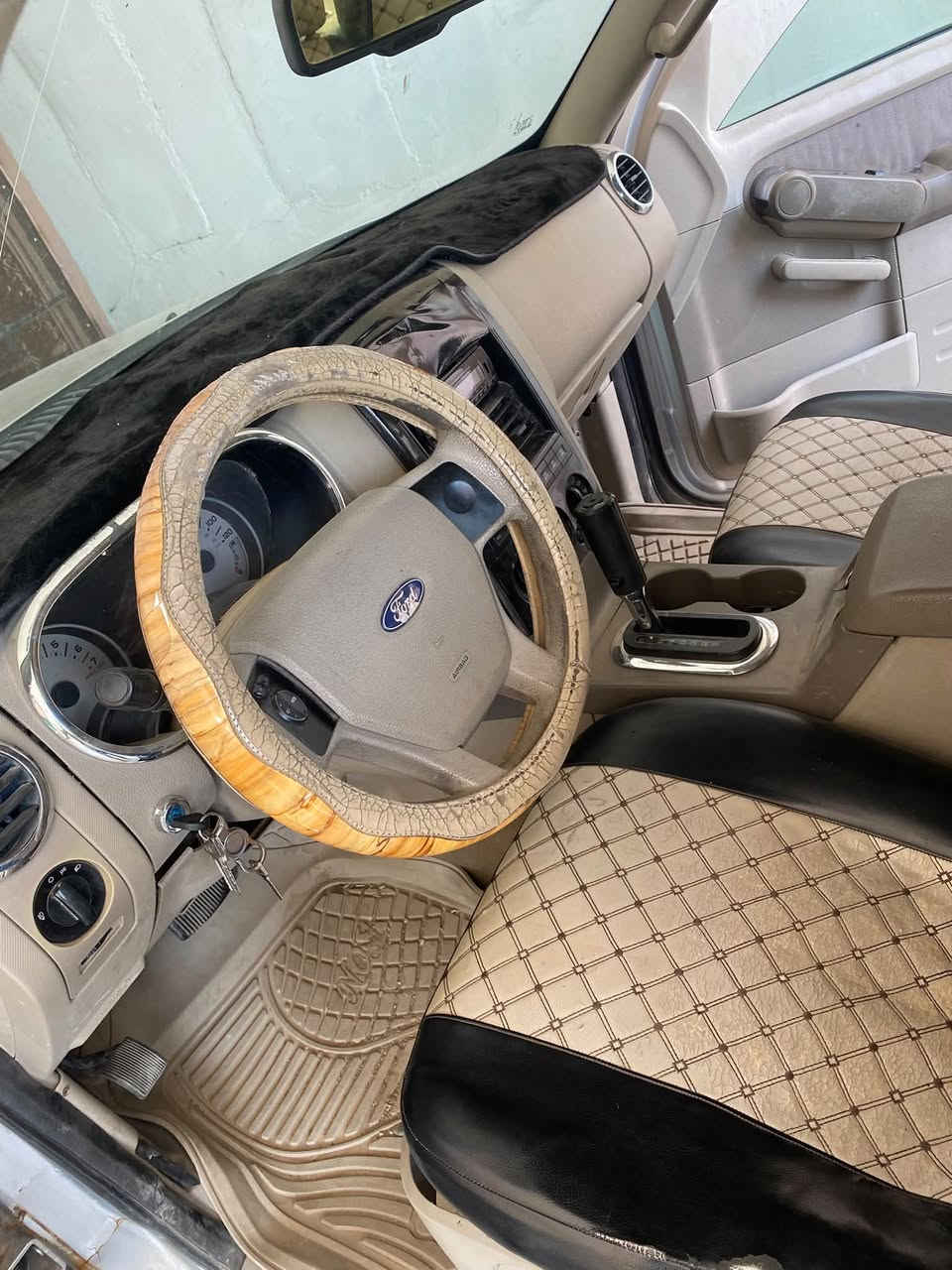 اكسبلورر • حبل • نكره سلف