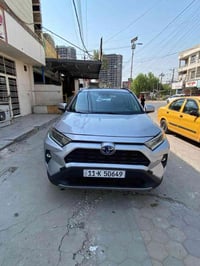 راف فور XLE  هايبرد موديل 2021 للبيع  ماشيه 12000 ميل رقم بغداد بسمي ف...