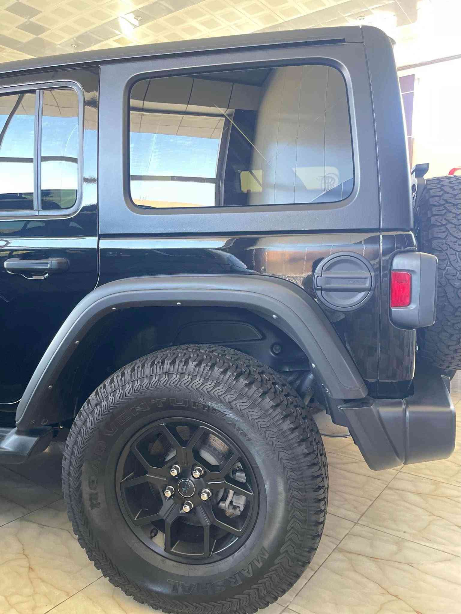 Jeep Wrangler 2024 lVlLLYS

جيب رانكلر 2024 

4 سلندر تيربو  - هايبرد - شحن plug in

فول فول مواصفات

شاشة 

قطعتين تبريد

هيتر بالمري

كار بلي + اندرويد اوتو

تحكمات ستيرن

ماشيه 26 الف ميل 

بدون صبغ بدون تعديل

عنوان دهوك 

معرض ريان

سعر 325 $ بها مجال

*********** دهوك, العراق
