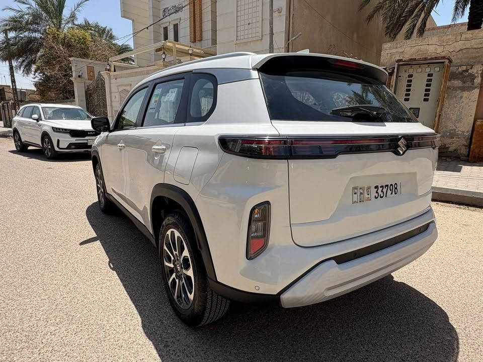 ‎🚗 للبيع أو المراوس
‎سوزوكي جراند فيتارا 2024

رقم بغداد باسمي والمالك الأول للسيارة نظام مقترض 
وكفيل وكالة باسم المشتري 

‏‎📍 الموقع: المثنى – السماوة 

‏‎✨✨ المواصفات :
‏‎🔹 محرك هجين خفيف (Mild Hybrid)
‏‎🔹 سعة المحرك: 1.6 لتر – 4 سلندر اقتصادي
‏‎🔹 كاميرا 360 درجة لرؤية محيطية كاملة
‏‎🔹 حساسات  أمامية وخلفية 
‏‎🔹 مثبت سرعة 
‏‎🔹 نظام الثبات الإلكتروني + منع الإنزلاق
‏‎🔹 وسائد هوائية أمامية وجانبية للحماية الكاملة 
‏‎🔹 نظام مراقبة ضغط التايرات 
‏‎💰 السعر:150$ وبيه مجال حق الجيه
‏‎للاستفسار الاتصال *********** واتساب 

‏‎#للبيع #سيارات_للبيع #سيارات
