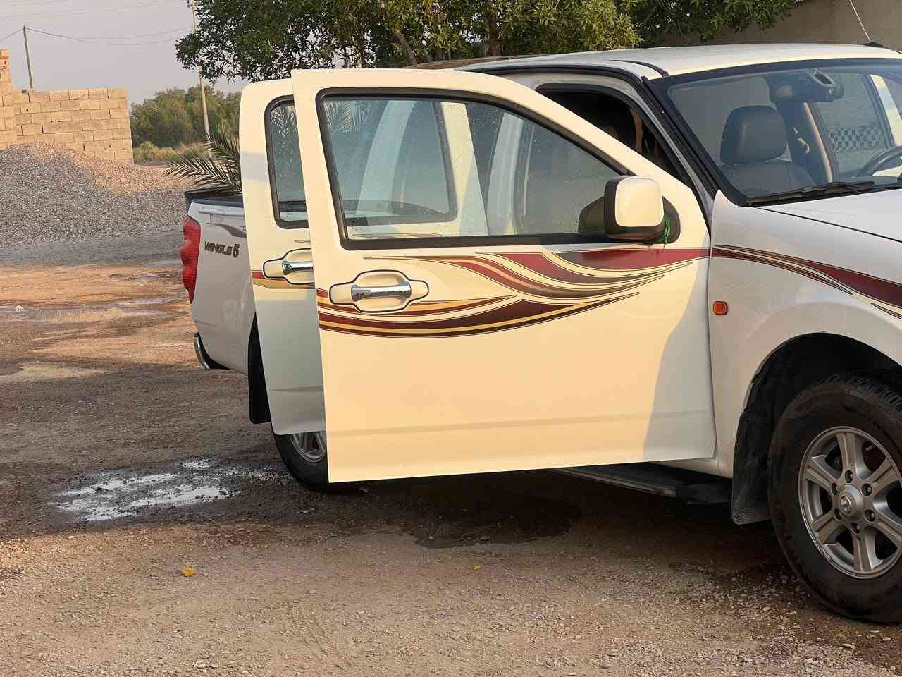 السلام عليكم 
بيكم كريت ويل للبيع 
موديل 21
سياره مكفوله كفاله عامه 
ماشيه 130 الف
جاهزه تخم تاير تبريد كلشي جاهز 
رقمها قادسيه مداور ثاني يوم 
سعرها 110 
مكانها ناصريه 
تفاصيل اكثر اتصل ع رقم 
***********
