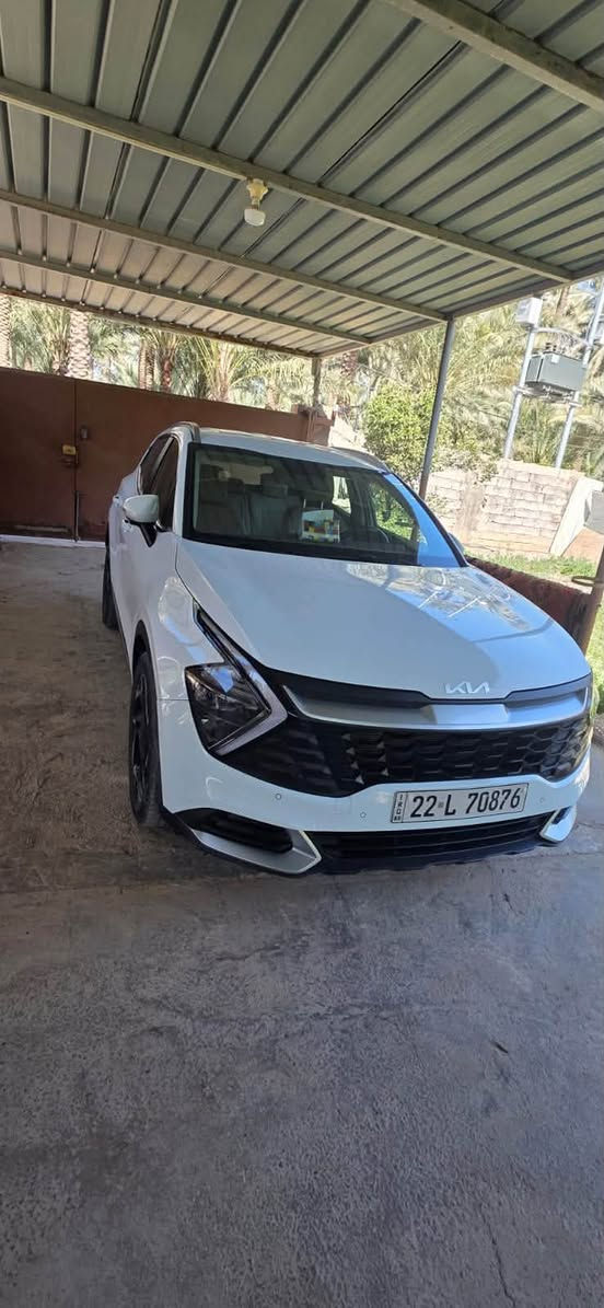 سبورتج موديل ٢٣ ماشيه٤٣٠ الف
بصمه 
هند بريك دكمه 
رادار جانبي 
كشنات تدفئه 
ستيرن تدفئه
شفتات ستيرن 
شاشه كار بلي 
شحن واير لس 
نظام اوتو هولد 
نظام تزحلق 
نفكيشن 
لايتات فول ال اي دي 
حساس امامي خلفي 
تبريد شاشه 
جنطه كهرباء 
حمالات بلكشن ومداخل يو اس بي
قطعتين تبريد وتبريد مناخي 
ويل ١٩ 
مري شفط 
دخول ذكي 
لايت متحرك 
فول تحكم ستيرن 
سبير منازل 
 رقم جديد كامل دينار متصرف على السياره  
السعر  195
مكفوله من الصبغ والتبديل والبارد***********
