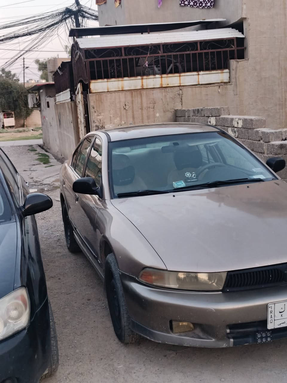 السلام عليكم  للبيع 
مستبوشي موديل 2000 محرك وكير شرط 
تبريد ثلج بس نقص بوربرين صاحبه بل موصل شرط التحويل كابون بيه مشروع وطني 
باتري جديد تايت جدد بدون ضرر 
صبغ جماليه فقط السعر 47 بيه مجال للشاري 
***********
