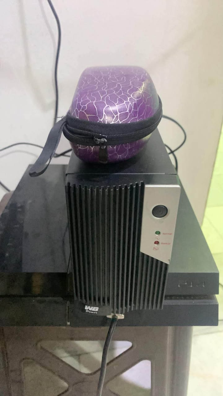 سلام عليكم شباب تجميعة كاملة للبيع 
المواصفات 
galax 5060 ti 16gb
b760mk asus
ram 16 3600hz laxer
m.2 1T gen4 wd green
cooler ag400
pus 650w galax bronz
case sama sv-01
ويا التجميعة
ماوس وكيبورد الشركات موجودة بالصور ويدة بلي 5 
ويوبي اس 2 احجامهم ( 3000va و 850va )
وشاشة سامسونك g5 200hz 2k 27inch

رقمي ***********
مكاني بغداد الشعب 
ممتواجد فيسبوك
ماعندي توصيل 
رايده بمليونين وبيه مجال
