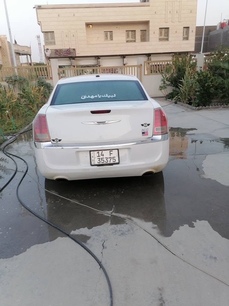 ا بأمة ١٢ مكينه وكير وحداديه وتخم تاير سيارة جاهزةبيه صبغ ب١٣٠ وبيه مجال *********** البصرة, العراق
