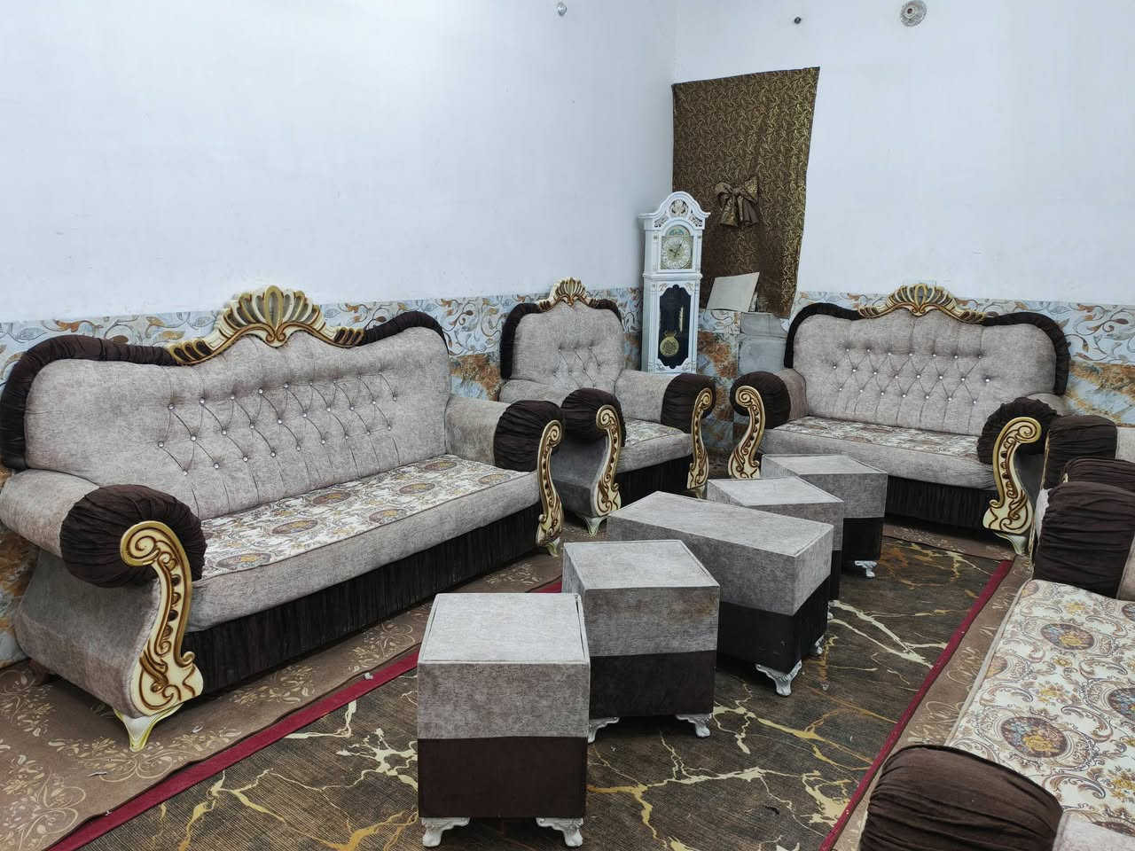 تخم ملكي👑 10 مقاعد تسكام مع5 طبلات هديه حيل نضيف مابي اي ضرر السعر375 العنوان كربلاء  الأمن الداخلي يوجد توصيل داخل كربلاء ***********
