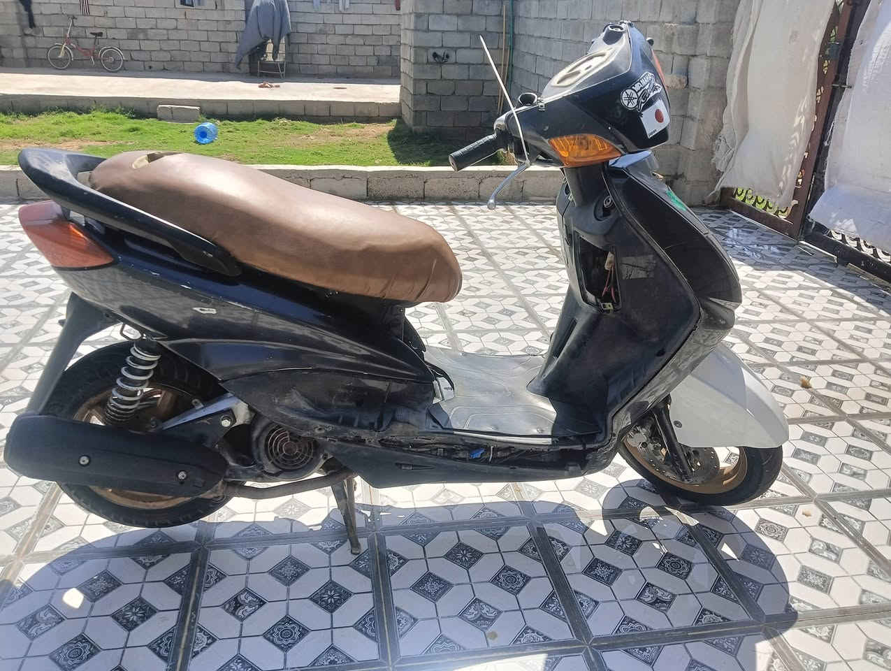 السلام عليكم درجة سكنس نثيه محرك ما مفتوح دراجه ناعمه شلعه ومعدل العنوان ديالى خان بني سعد السعر 300وبيهة مجال حك الجيه للستفسار اكثر ***********ما متواجد خاص
