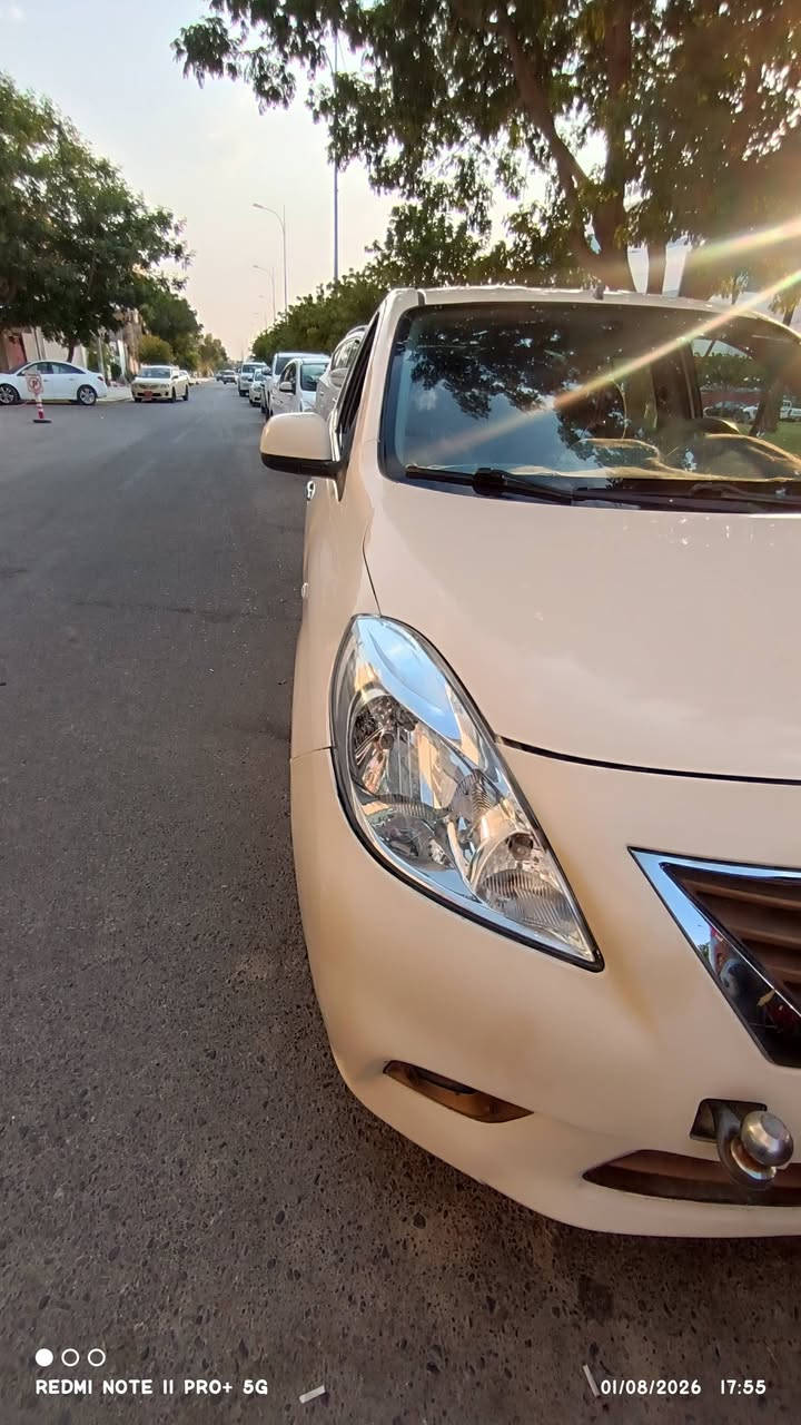 تەکسی لاکشمی بای  مودیل 2013 گێر ئۆماتیک  جوان خاوێن هیچ دەعمی گەورەی نیە تەنها جێگای سارد نەبێت لە شاری کەلار سەنەوی دووساڵ  بەسەر چوو نرخی 110گڵا معملە تێدایە 
کێ ویستی پەیوەندی بکات***********
