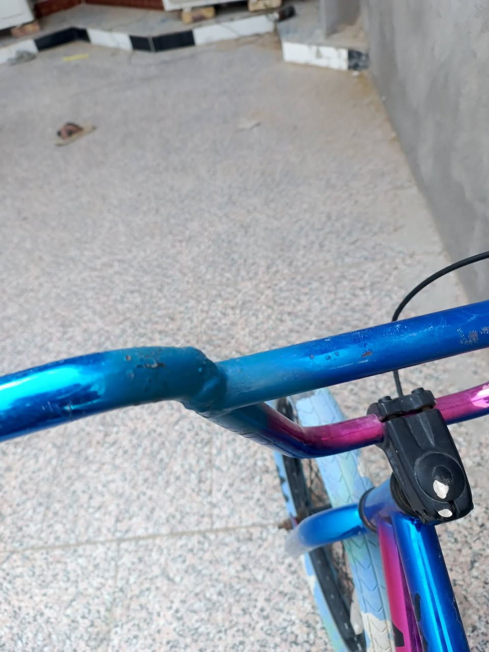السلام عليكم
بيسكل بي ام اكس بيسكل نضيف 
بي شخوط بسيطه والاستيران بي لحيم
السعر 110وبي مجال مكاني سوق الشيوخ
***********
