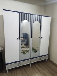 غرفة تركية • نجارة عراقية • نضيفة جداً