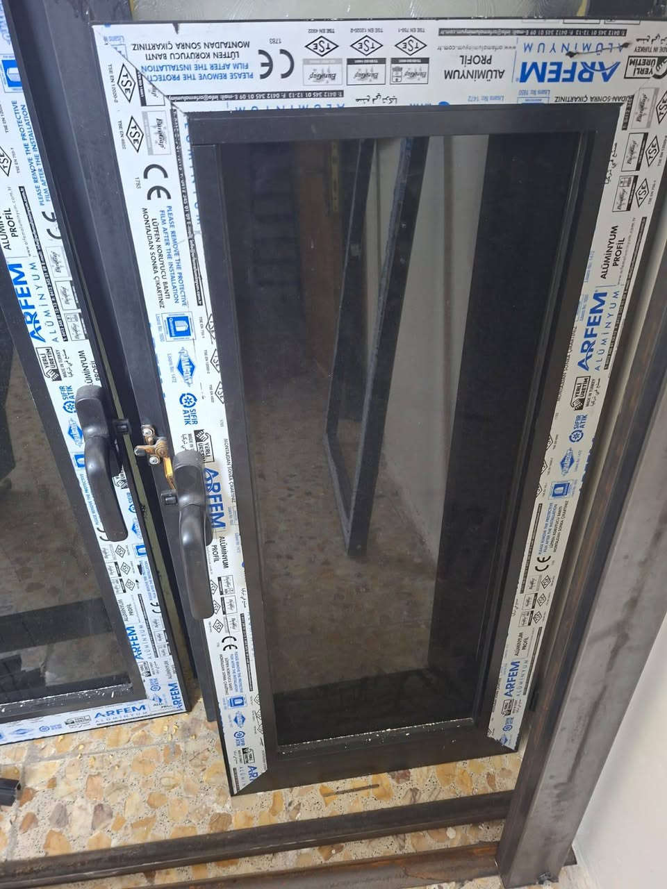 شباك جديد • ما مستعمل
