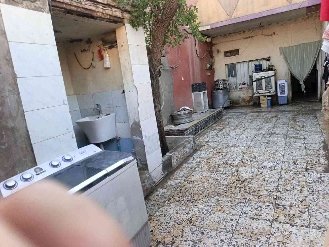 السلام عليكم بيت 110 متر 
عنوان الحميديه بل بدايه   ***********  سعره 35 وبي مجال  باقي تفاصيل تصل عل رقم
