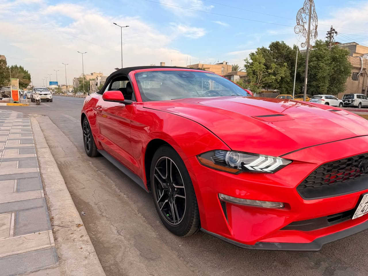 موستنك 2023 امريكي حادث حلو السيارة كشف فول 1/1 رقم بغداد دولي 
السعر 160$ 
للاتصال *********** بغداد, العراق

