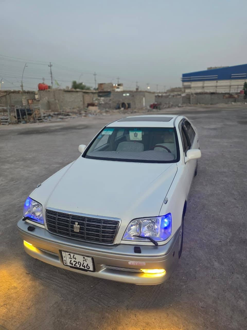 سلام عليكم ملكه لبيع قرار48
رقم بصره نكليزي بسمي شرط التحويل 
سياره فول 1على1
فتحا+جلد+تبريد خلفي امامي 
4دكم+برده كهربائي+ستيرن كهربائي
كرستال اصل ويل نجمه تخم تاير
تبريد ثلج سبايدرات سياره ستخدام شخصي
عنوان بصره السعر 155بيها مجال
رقمي***********
