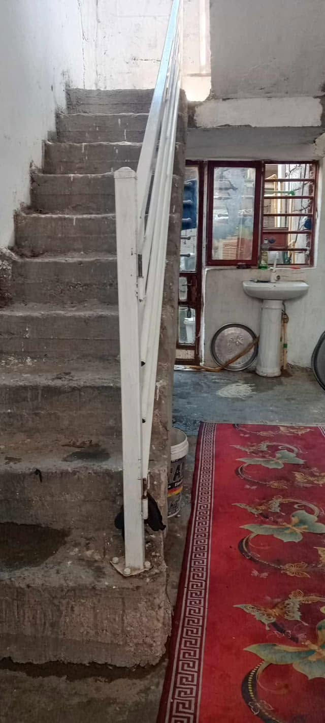 بيت للبيع بالجعاره مساحة 120 طابقين طابو سند 25 يحتوي على 4 غرف السعر 55 وبي مجال الاستفسار خاص
