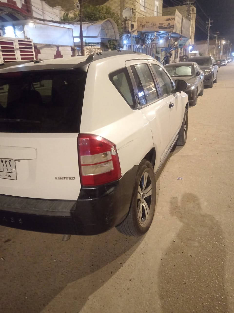 السلام عليكم ورحمة الله وبركاته
​جيب كومباس (Jeep Compass) موديل 2007 للبيع
​سيارة حلوة وخير من الله، جاهزة للاستخدام وما تحتاج أي مصارف:
​الرقم: بغداد.
​المحرك والكير: مكفولات وخير من الله، كير ومكينة بشرط الفحص.
​التايرات: تخم تاير جديد.
​الكهربائيات: شغالة بالكامل 100% وما بيها أي نقص.
​التبريد: منظومة كاملة ومشدودة، مجرد تحتاج شحن غاز.
​المكان: كربلاء المقدسة.
​السعر: 48 ورقة ($4,800) وبيه مجال بسيط للطيبين.
​للتواصل والاستفسار (اتصال أو واتساب):
***********
