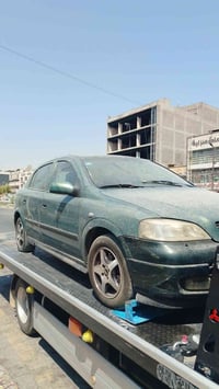 اوبل استرى سياره خير من الله محد طالع بيها تبريد ثلج موديل 2002 مكفوله...
