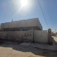 بيت البيع مساحه ٢٤٠  ٣ غرف نوم +مطبخ حار + بارد +صيحات داخليه او خارجي...