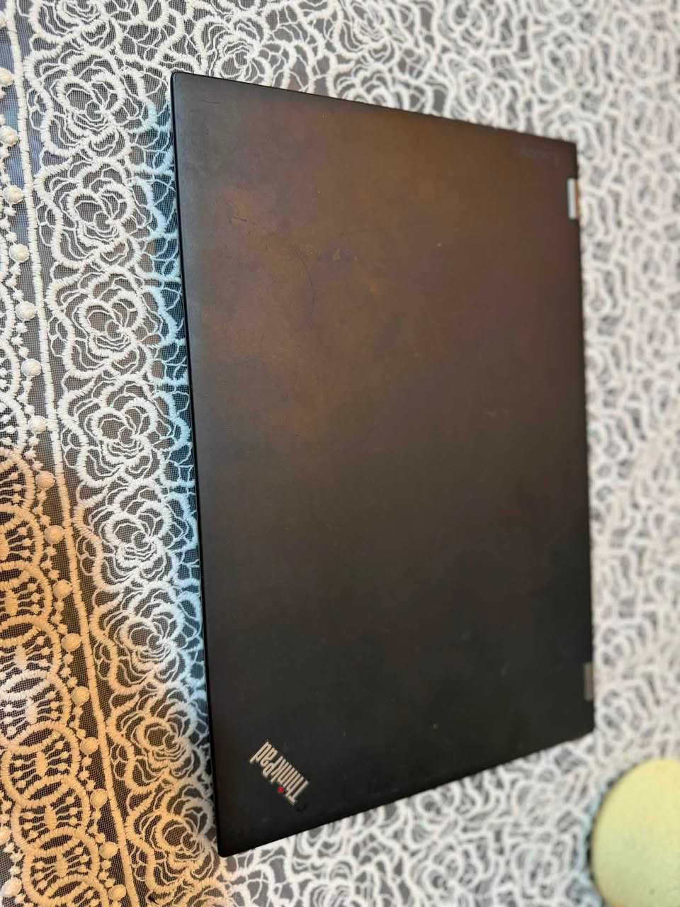 💻 Lenovo ThinkPad P50 Workstation للبيع
المواصفات:

* 🔹 الموديل: Lenovo ThinkPad P50
* 🔹 المعالج: Intel Core i7-6820HQ — الجيل السادس
* 🔹 المعالج: 4 أنوية / 8 خيوط معالجة
* 🔹 كرت الشاشة: NVIDIA Quadro M2000M — 4GB
* 🔹 كرت شاشة مدمج: Intel HD Graphics 530
* 🔹 الرام: 16GB RAM
* 🔹 التخزين: 512GB SSD — SK hynix SC401 SATA
* 🔹 الشاشة: 15.6 بوصة 4K UHD بدقة 3840×2160
* 🔹 نظام التشغيل: Windows 10 Pro 64-bit
* 🔹 DirectX: 12
* 🔹 الفئة: Workstation احترافي

🎯 مناسب لـ:

AutoCAD • البرامج الهندسية • التصميم • الدراسة • البرمجة • الاستخدام المكتبي واليومي

📦 الملحقات: شاحن اصلي و ماوس لاسلكي اصلي
 
السعر : 449 الف وبي مجال 
***********
