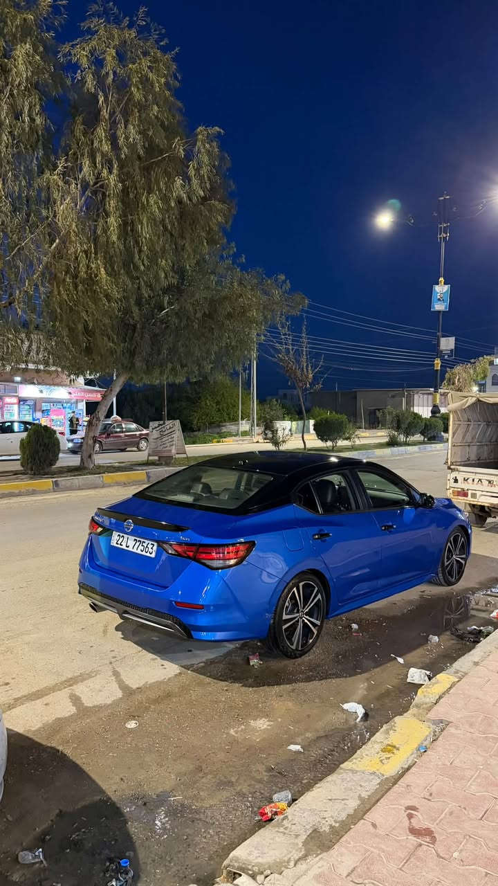 سلام عليكم سنترا 21 اس ار فول مواصفات
للبيع او المراوسه حسب الرغبه 
حادث السياره خفيف وما بيها لا تبديل ولا صبغ فقط رش على كد اصبعين بحافة البنيد الباقي مصلحيها وباقيه وماشيه السياره 60 الف ميل بيها ملاحظتين والباقي كفاله سعرها 133 وبيها مجال 
***********
