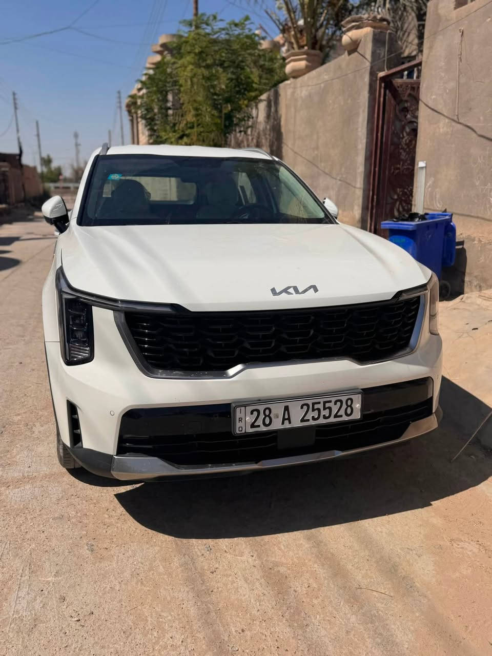 سورنتو خليجي ٢٠٢٤
٦ سلندر  
٧ راكب 
٣ قطع تبريد 
رقم نجف باسمي السياره بالناصريه تحويل مباشر 
للاستفسار 
السعر ٢٧٠ 

***********
