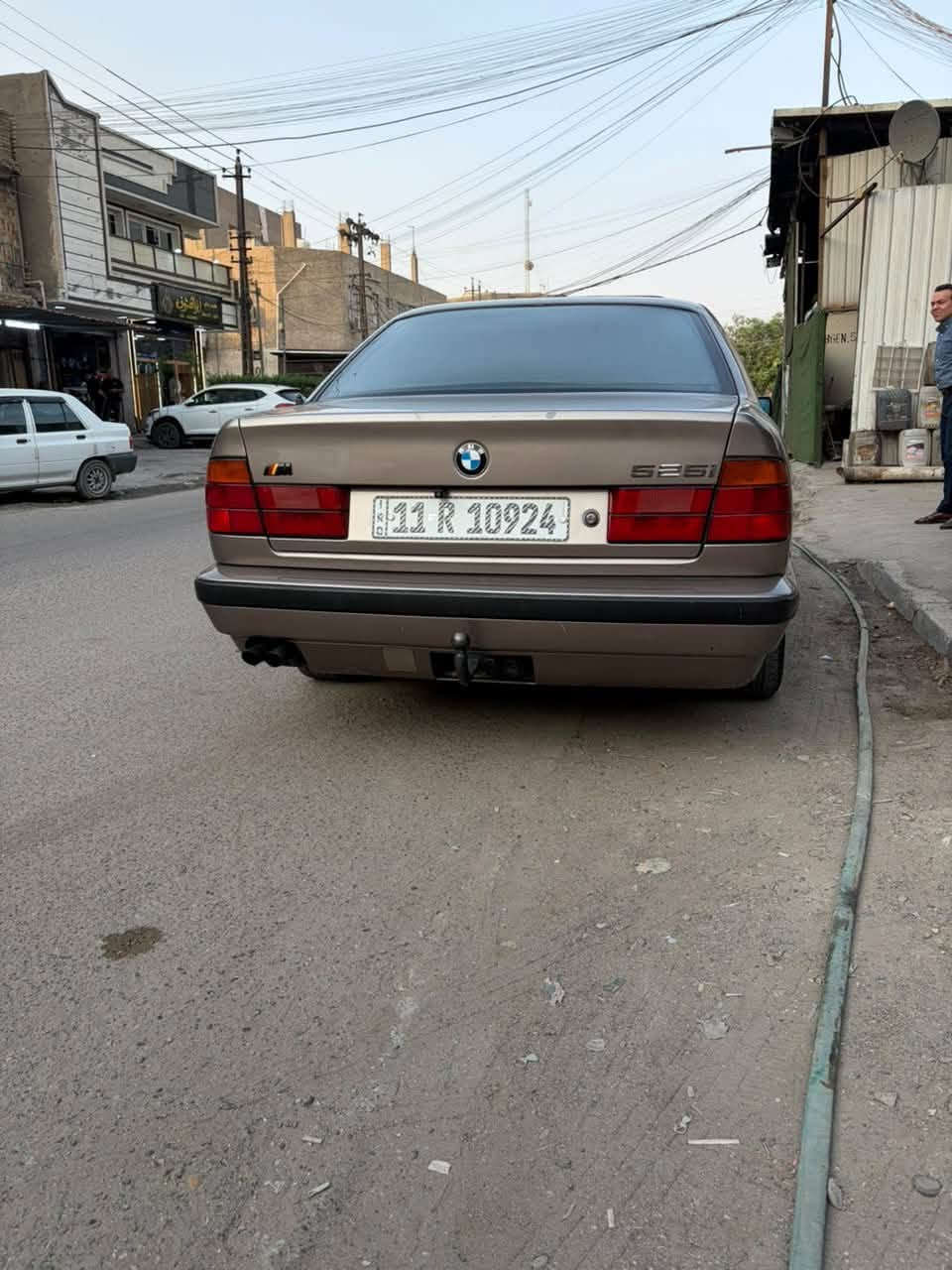 مسكر عدل • موديل ١٩٩٠ • جلد عسلي