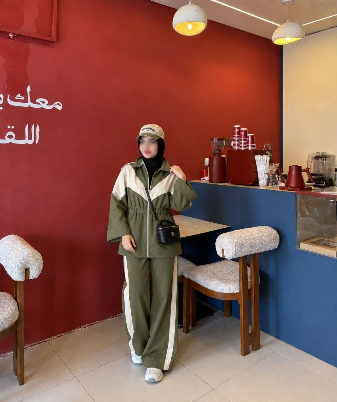 طقم قطعتين قميص مع كيلوت
طول القميص 75 سم الكيلوت عريض مريح 
الخامه دابل كوالتي عالي بهاري 
قياسات 38 40 42 44 46 48 
السعر 25 الحجز خاص او واتساب 
الفحص ب وجود المندوب اي اختلاف مرجوع
