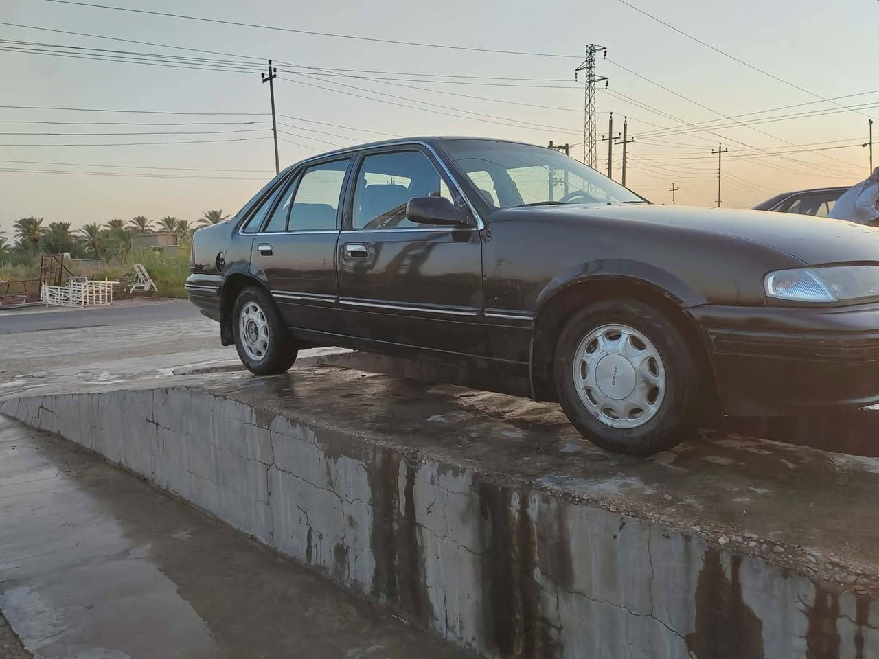 برنس ٩٥ رقم بغداد تحويل مباشر سياره مصبوغه أثر جراد  محرك مفتوح كير اوتو مكفولات صدر جديد تخم تايرات جديد السعر ٢٨ وبيها مجال العنوان اللطيفية الدولي السريع الجسر السابع ***********
