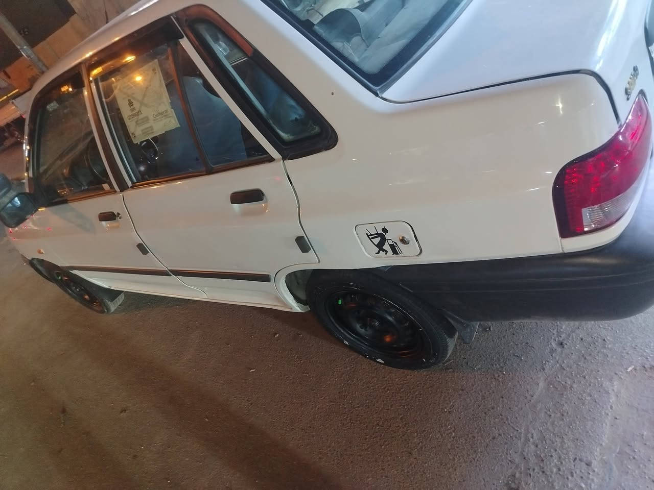 يالله السلام عليكم سايبا للبيع موديل ١٥ كفاله عامه بسمي كفاله عامه السعر الاتصال على الرقم *********** أو *********** مكان بغداد الحريه السعر ٤٠ ورقه وبيه مجال
