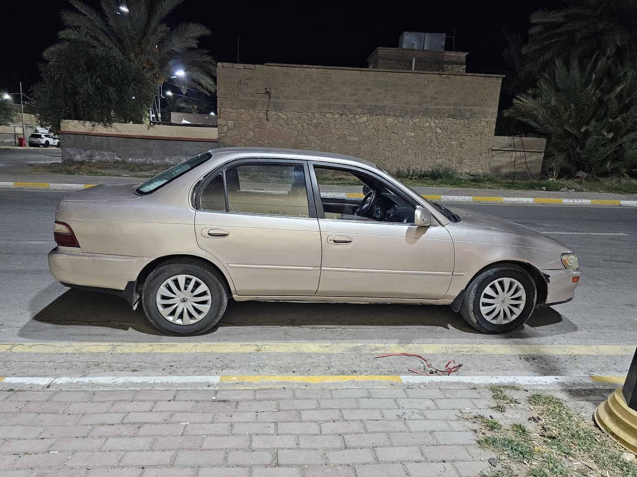 سلام عليكم للبيع فقط بيع بدون مراوس
كورلا موديل 1997 
رقم صلاح الدين مشروع وطني 
سنويه نافذه صارلها سنه شرط التحويل ول غرامات 
كير شرط او محرك شرط 
مرشوشه جمالي بدون ضربه قويه او بدون معحون 
صدرها شرط طوبه 
تخم تاير جديد 
كهربائياتها كلها شغاله 
مسجل شغال 
كيجات كلها شغاله بانزين حماوه كلها 
السياره ما ناقصها كلشي مال جناي 
مكان بيجي السعر 47 او بيها مجال 
رقم ***********
