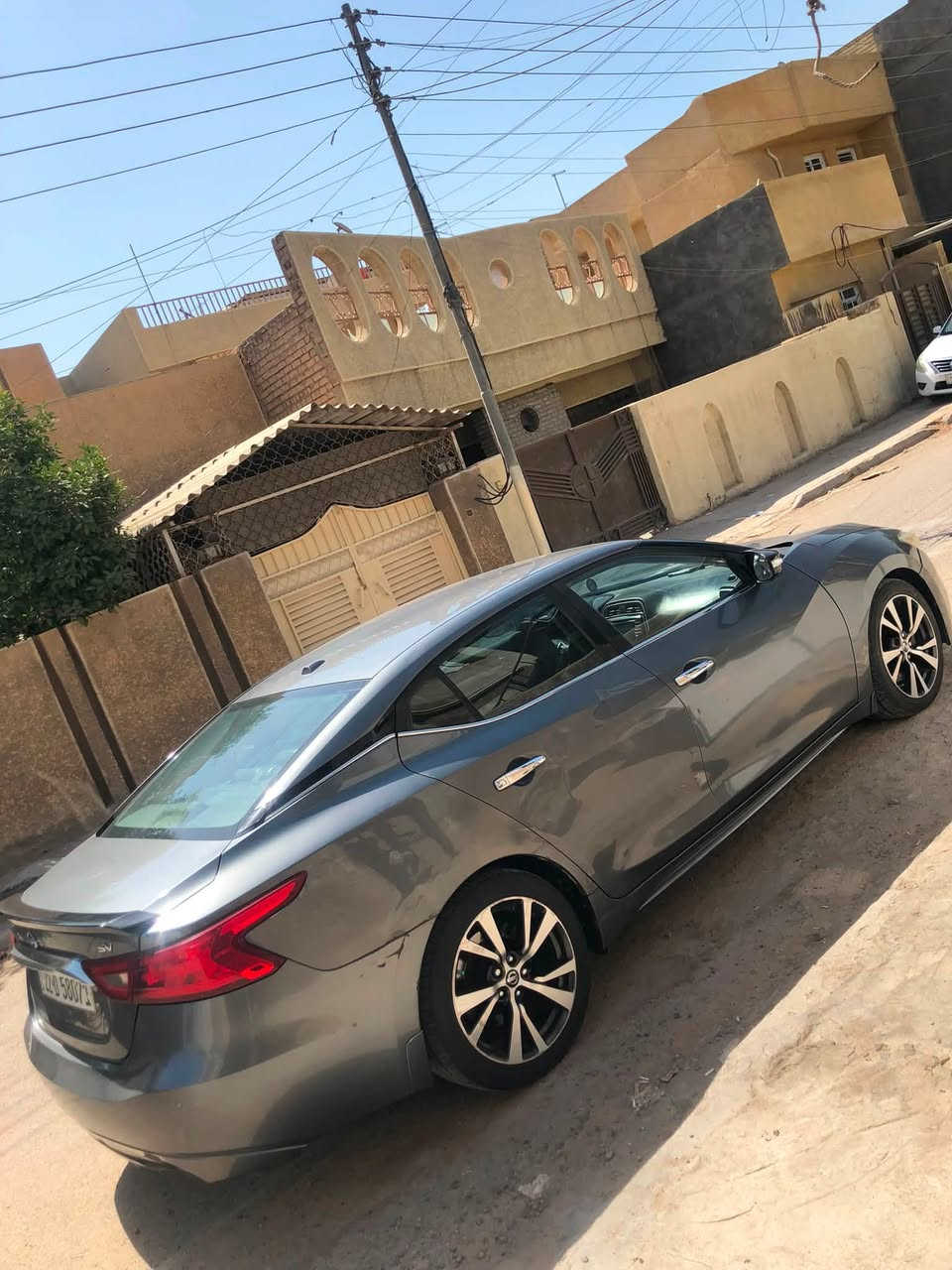 🚗 للبيع: نيسان ماكسيما 2017 رقم شمالي
المحرك: 6 سلندر 3.5L (قوة وثبات على الطريق)

النظافة: سيارة عائلية/شخصية

 نظيفة ومخدومه

المواصفات: شاشة كاميرا  بصمة حساسات تحكم ستيرن 

الشرط: كير ومكينة وشاصي بشرط الفحص

السعر: [ $100 ]

الموقع: [ بغداد ]

رقم التواصل: [ ***********]
